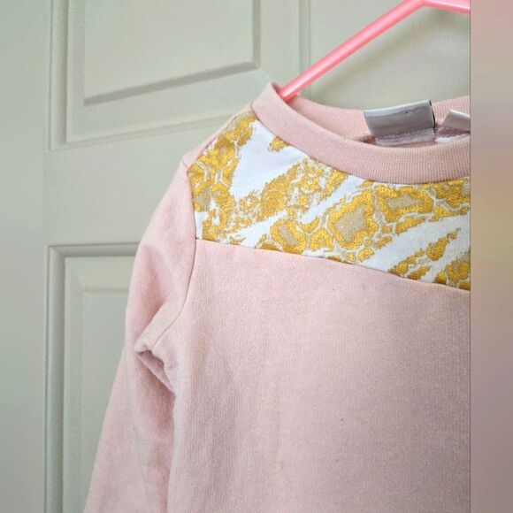 2/$15 Puma sweater size 2 - Picture 3 of 4